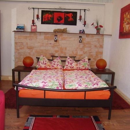 Wohnung In Luebbenauspreewald Mit Garten, Terrasse Und Grill Екстер'єр фото