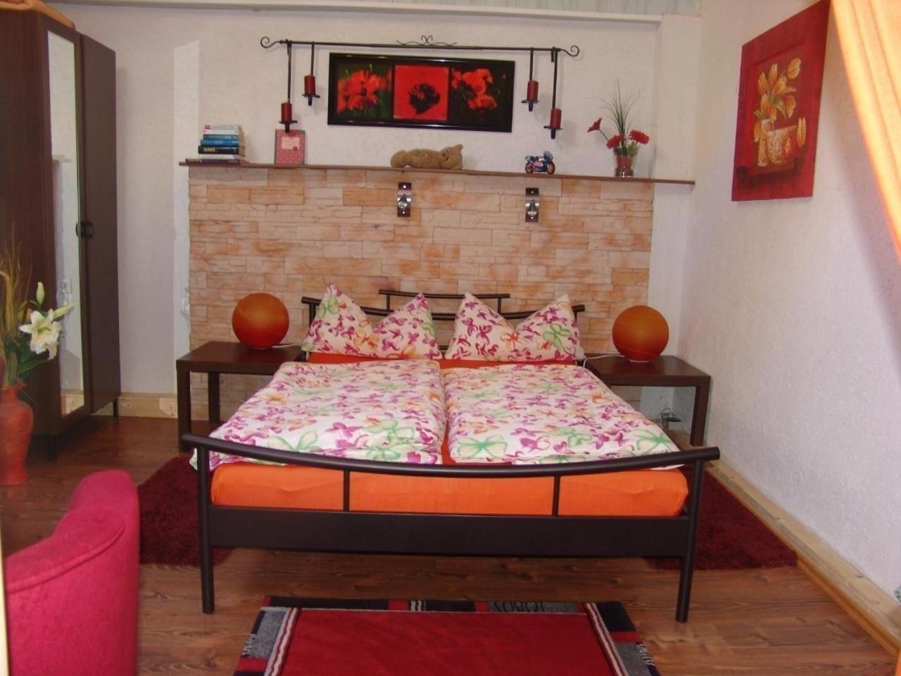 Wohnung In Luebbenauspreewald Mit Garten, Terrasse Und Grill Екстер'єр фото